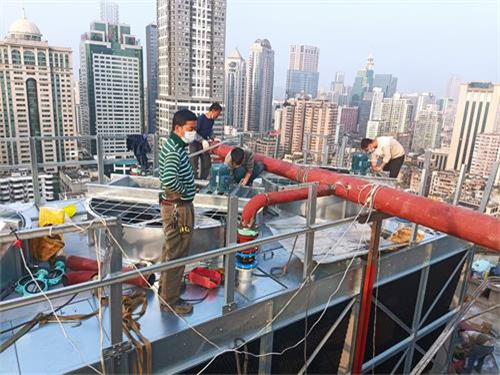 注塑機(jī)冷卻塔有什么特色要求(注塑機(jī)配冷卻塔選型)